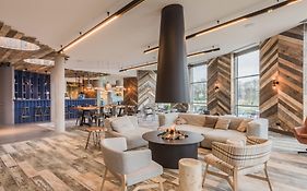 Urban Lodge Hotel